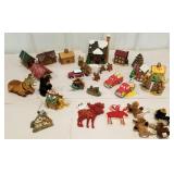 Christmas - wooden cabins, salt and pepper,