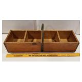 Wooden tote with dividers