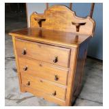 3 dr early dresser w/candle stand back splash