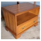 1dr Pennsylvania House Entertainment center