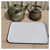 2 teapots and a enamel tray