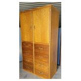 NICE 1979 Custom oak cupboard 49"26"87" 8drs