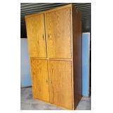 NICE 1979 Custom oak cupboard 49"26"87"  4door