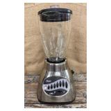 Oster 6 cup/16 speed blender