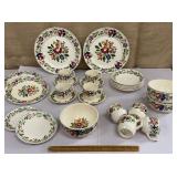 Pretty hand painted Dinnerware from France
