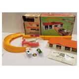 1968 hot Wheels red line Sprint set with cars