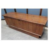 Lane Cedar chest 48"16"17"