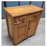 Cottage washstand 28"15"30"