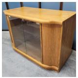 4 door cabinet 34"22"31"