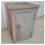1 door cabinet 16"16"24"