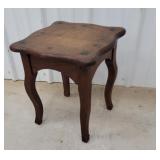 Oak plant stand 13"13"15"