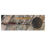 Iron mesh popcorn popper