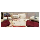 Table cloths, napkins, place mats, Full