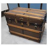 Flat top trunk 33"21"24"