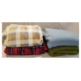 2 recliner blankets, 2 blankets - warm