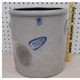 Old 3 gallon crock W/cobalt Leaf - dried paint on