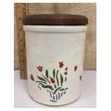 Roseville stoneware crock w/ lid