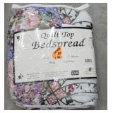 Queen Quilt bedspread