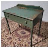 Simmons Tin painted desk 32"19"32"