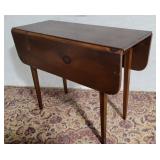 Hepplewhite drop leaf table 34"36"28"