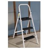 Folding step stool 3ft
