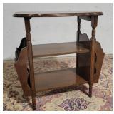 Magazine end stand 22x13x24