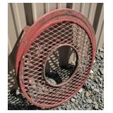 Mesh park trash can lid