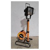 Shop light with extension cord. Needs bulb