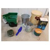 Outdoor misc. items, Charlie Chip can, this hand