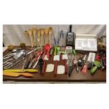 Large lot of kitchen utensils, wooden spatulas,