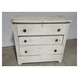 Painted 3 drawer dresser 33"16"31"