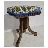 Swivel piano stool