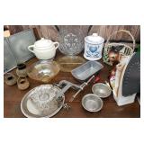 Misc. lot of kitchenware, cookie jars, hot plate,