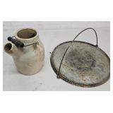 14" Wagner griddle, batter jug