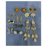 Elegant sparkly costume jewelry