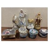 Lot of music figures and boxes