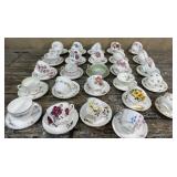 Box of misc cups & saucers