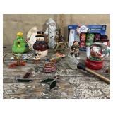 Christmas ornaments & decor