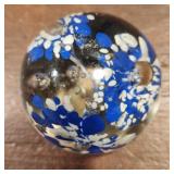 Three blue flowers paperweight