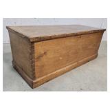 Early dovetailed blanket box 39"16"16"