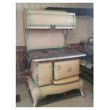 Dickson cream & green cookstove - still hooked up