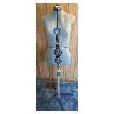 Adjustable dress form 58in