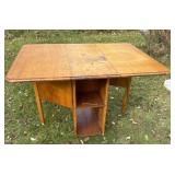 Drop leaf table 47x33x30