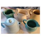 Mixed lot of pitcher and 1 teapot1 gladding