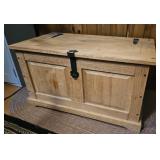 Pine lift top box 31"18"18"