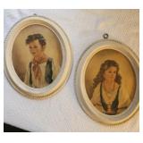 2 vintage oval frames, Chico and Elena