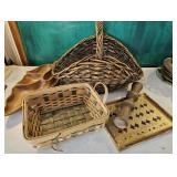 Baskets, nut tray, etc