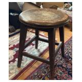 Wooden stool 14x20