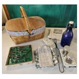 Picnic basket- cookie cutter, salt and pepper