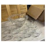 Punch bowl set